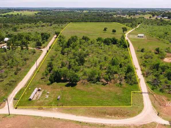 674 County Road 309, Rockdale, TX 76567