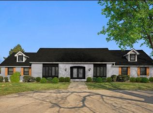 10612 S Perdue Rd, Grain Valley, MO 64029