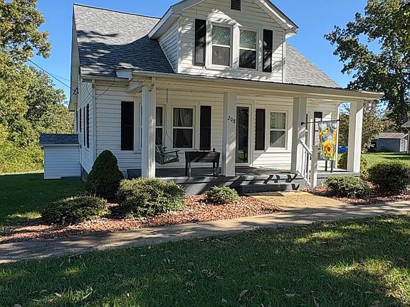 3rd image of 208 Prospect Rd