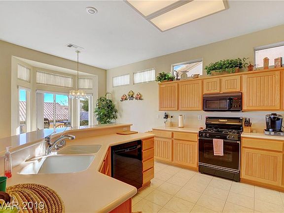 2nd image of 2812 Breakers Creek Dr