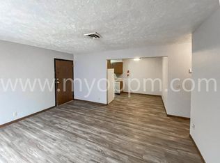 8620 N 31st St APT 10, Omaha, NE 68112