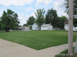 211 E Spruce St, Jerseyville, IL 62052