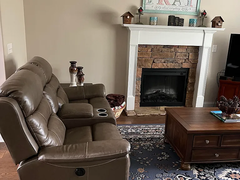 1723 Chesil Dr — Photo 3