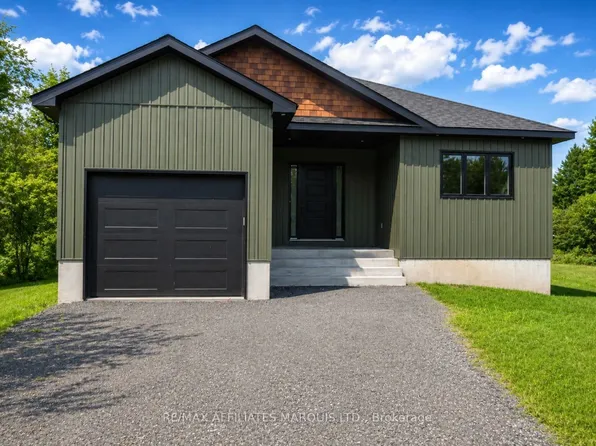 21477 Macgregor Dr, South Glengarry, ON K0C 1E0