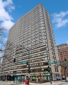 2930 N Sheridan Rd APT 2110, Chicago, IL, 60657