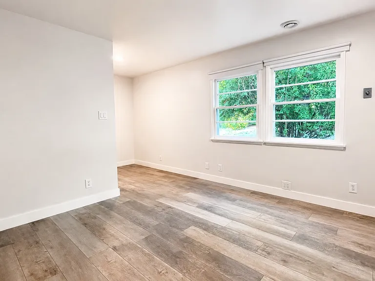 5156 Bascule Ave — Photo 18