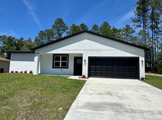 1557 W Elder Ln, Citrus Springs, FL 34434