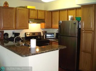 821 Lyons Rd APT 21104, Pompano Beach, FL 33063