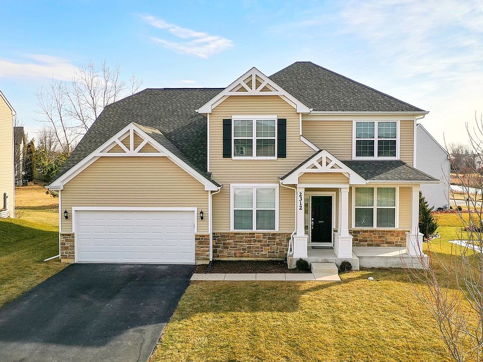 1st image of 2312 Lundquist Dr