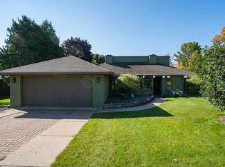 5615 W Spencer St, Appleton, WI 54914