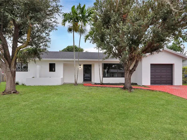 10944 SW 159th Ter, Miami, FL 33157