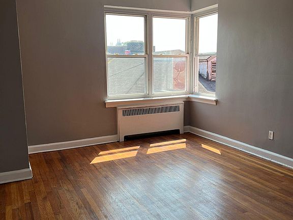 2nd image of 129 N Walnut St APT 408