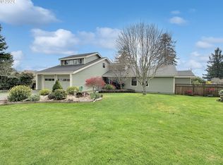 917 Helen Ln, Brookings, OR 97415