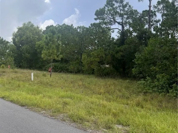 4104 3rd St W, Lehigh Acres, FL 33971