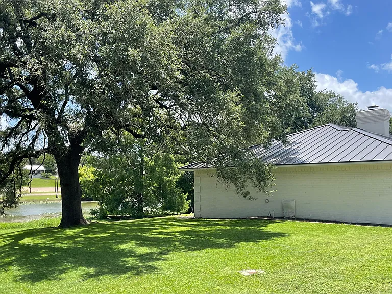 1508 Southridge Rd — Photo 12