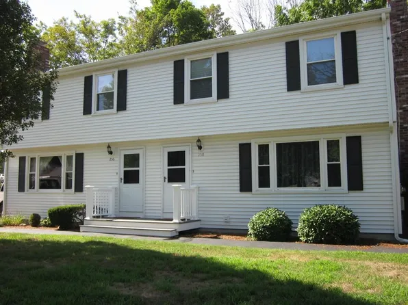 256 W Central St #256, Franklin, MA 02038
