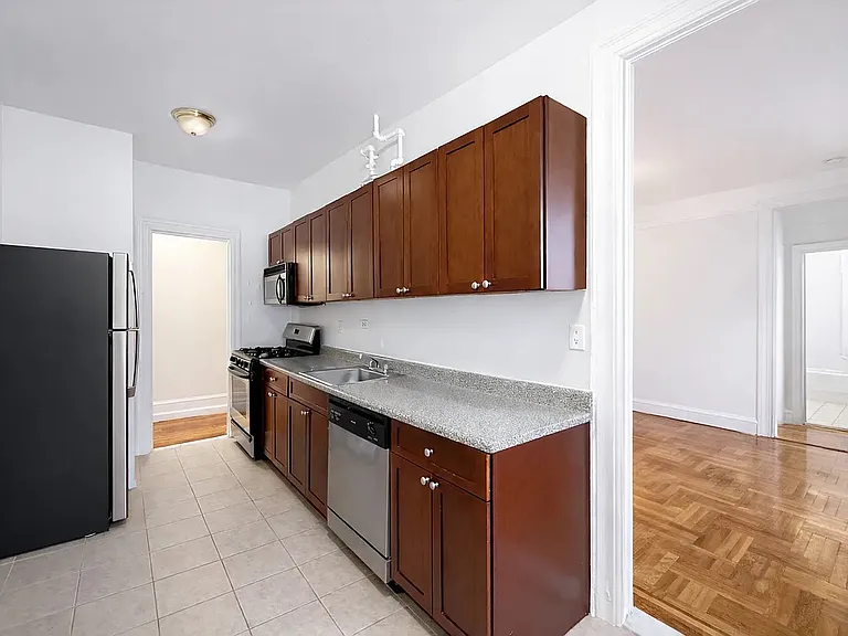 536 Fort Washington Ave #B5 — Photo 9