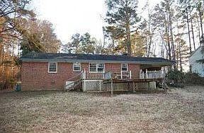 2nd image of 424 Cloverdale Dr