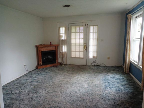3rd image of 440 S Osage St