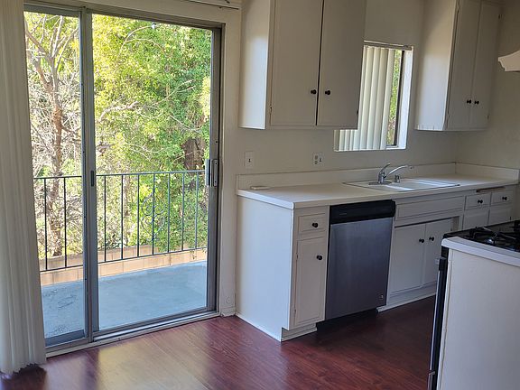5th image of 4251 Tujunga Ave APT 7
