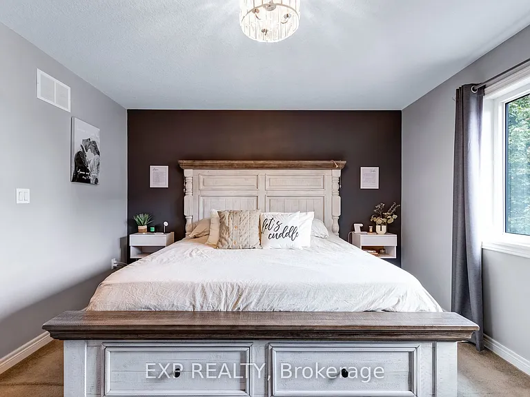 688 Dunn Ave — Photo 6