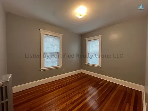 142 Washington St Photo 1