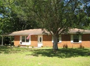 57 Hatten Rd, Sumrall, MS 39482