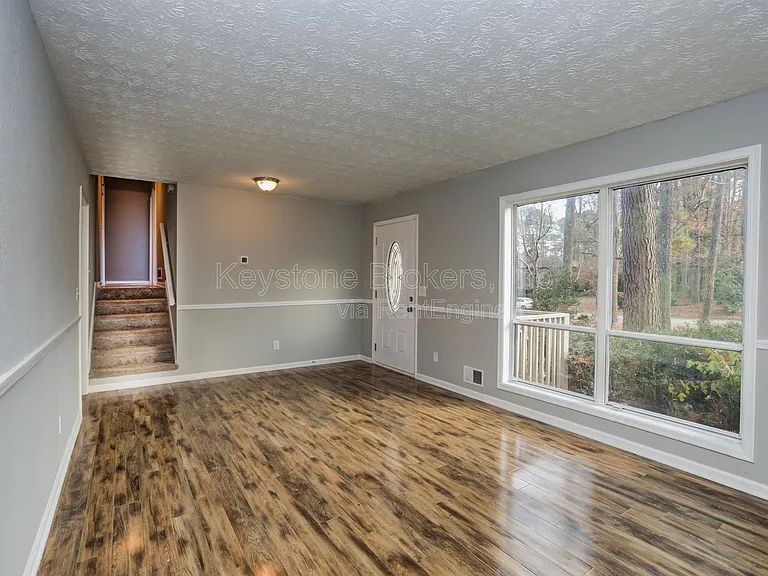 2700 Creekview Point NW — Photo 6