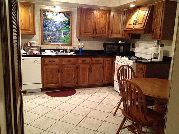 Eat in Kitchen