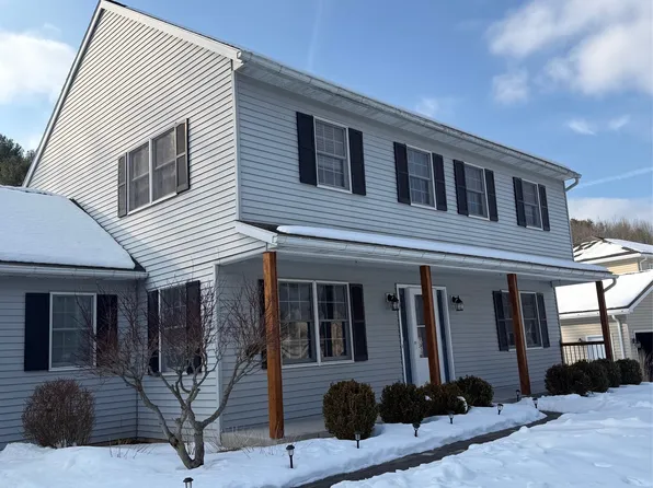 357 Kane Dr, Vestal, NY 13850