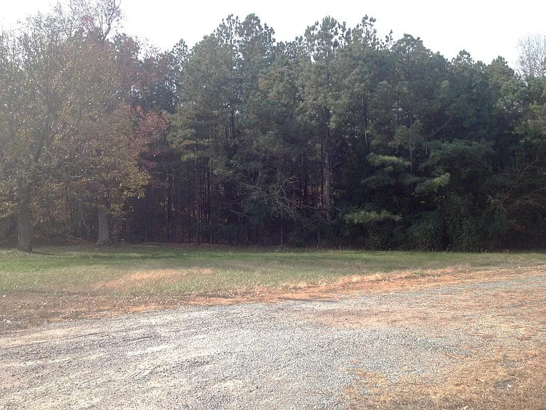 10430 Greenwood Rd — Photo 11