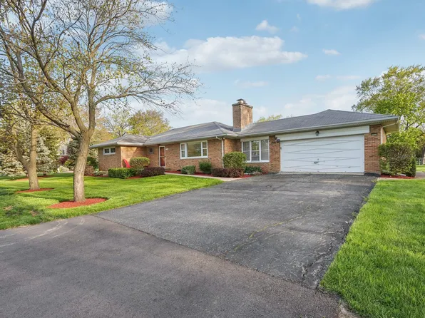 110 W Maude Ave, Arlington Heights, IL 60004