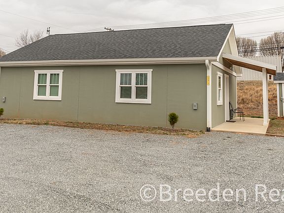 2nd image of 129 California St #2