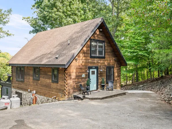 710 Forest Lawn Dr, Moneta, VA 24121