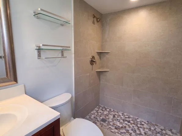 257 S Cypress Road #408, Pompano Beach, FL 33060