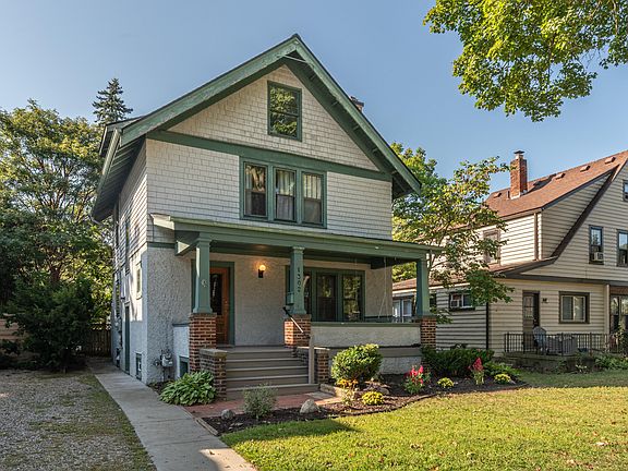 3rd image of 1302 Granger Ave