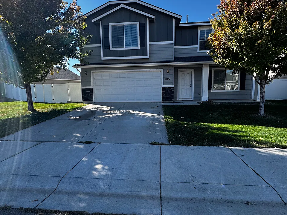 1109 S Kalahari Ave