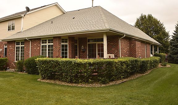 2nd image of 6960 Margaret Courtyard