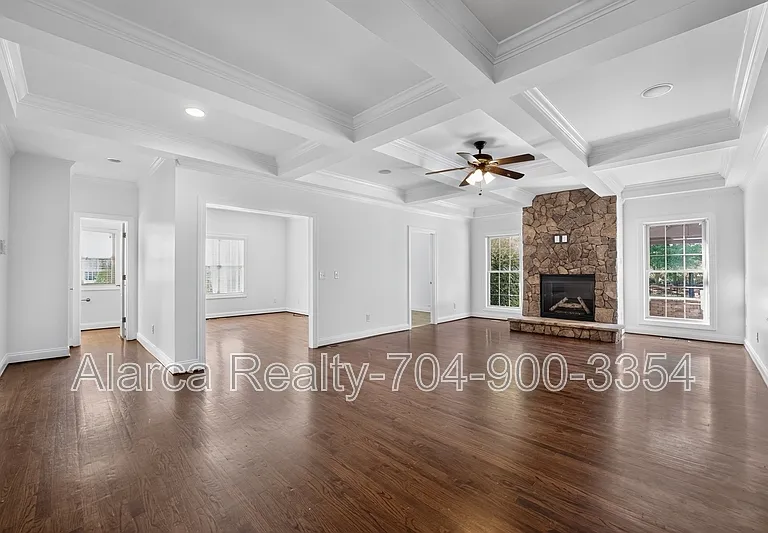 2718 Old Course Rd — Photo 9
