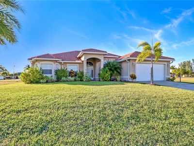 902 NW 36th Pl, Cape Coral, FL, 33993