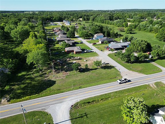 2nd image of 111 Orchard Dr #1