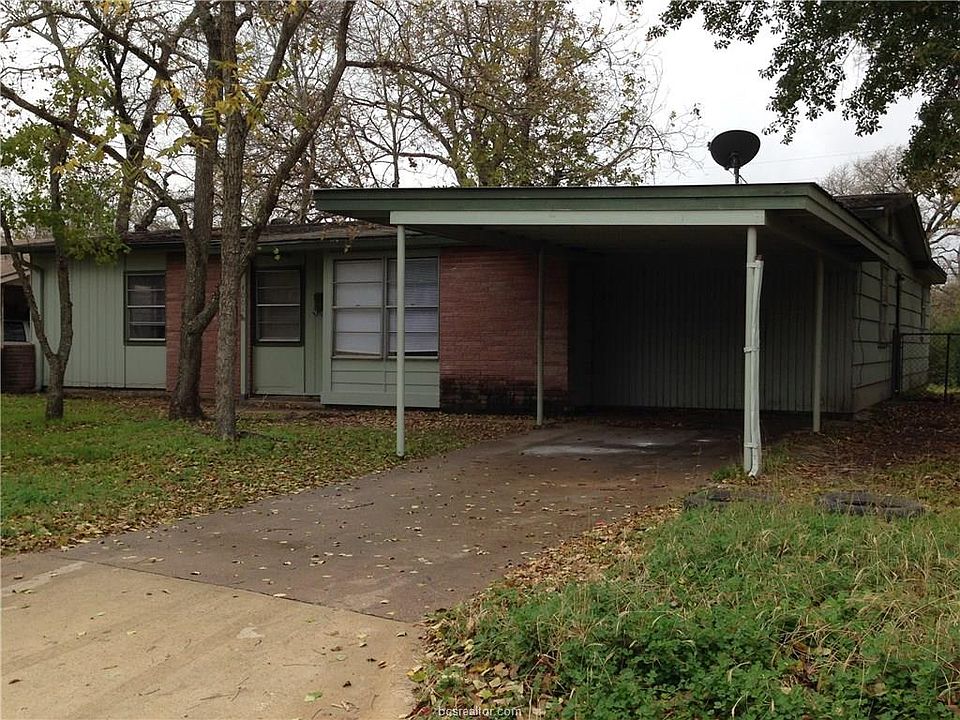 1st image of 4004 Glenn Oaks Dr
