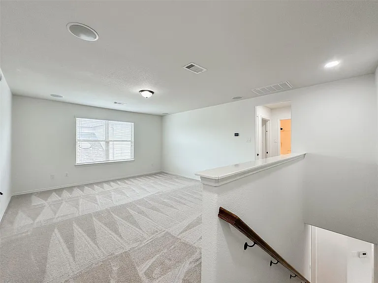 25322 Alverstone Dr — Photo 24