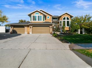 2952 W Southpointe Rd, South Jordan, UT 84095