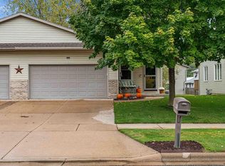 942 8th Ave N, Onalaska, WI 54650