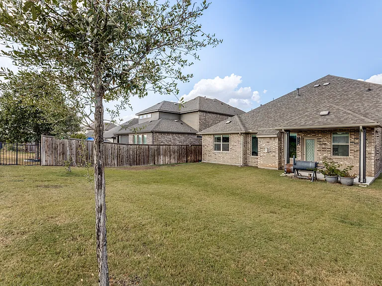 11761 Wulstone Rd — Photo 22