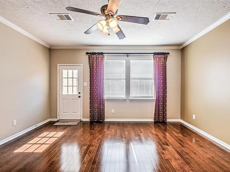 4634 Arbor Ln — Photo 18