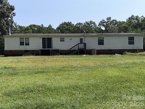 5th image of 4021 Craig Rd