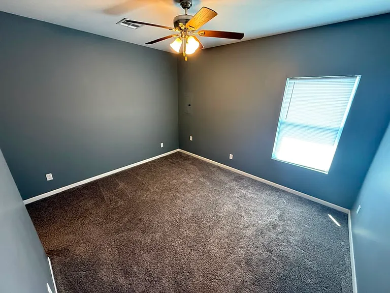5269 N Cypress Cir — Photo 7