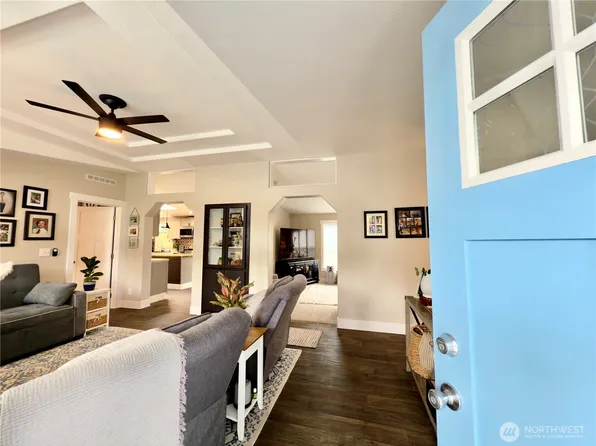 609 Chenois Avenue NE, Ocean Shores, WA 98569